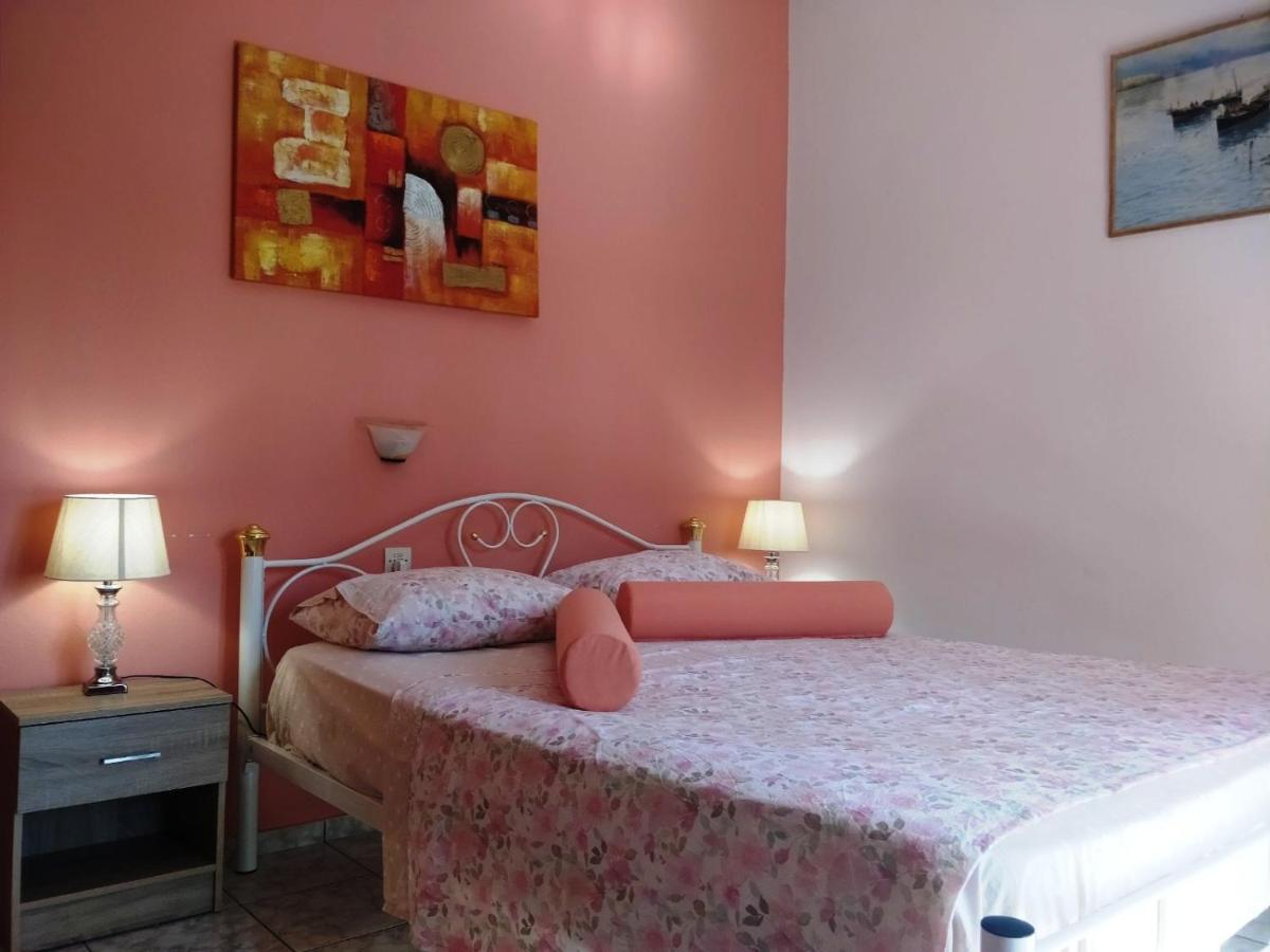 Maria Studios Skiathos Bagian luar foto